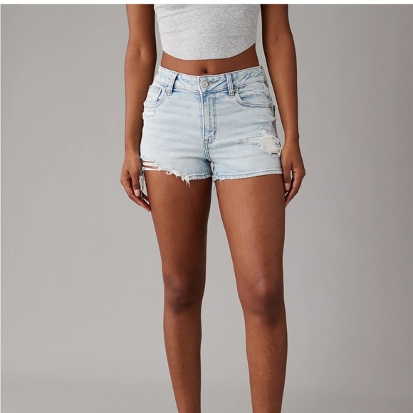 AE Next Level High-Waisted V-Rise Ripped Denim Short Short Sz 4 - Picture 2 of 7